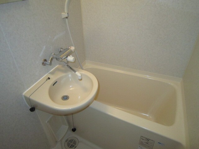 物件内観写真8　(バス／シャワールーム等)