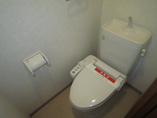 物件内観写真9　(トイレ)