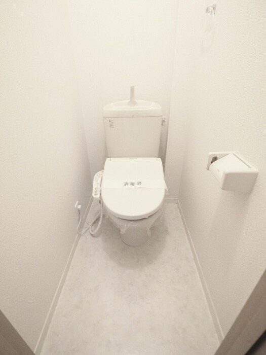 物件内観写真11　(トイレ)