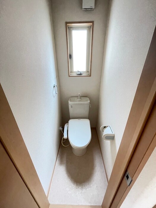 物件内観写真16　(トイレ)