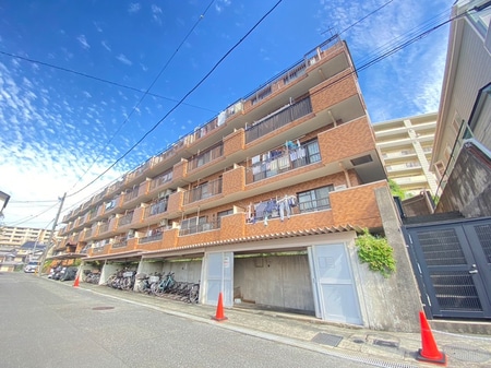 ﾗｲｵﾝｽﾞﾏﾝｼｮﾝ金沢八景第7（403）外観写真