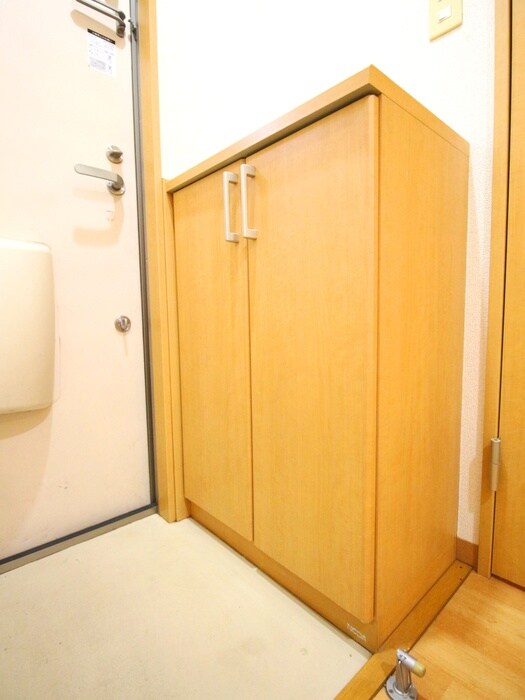 物件内観写真16　(靴箱)
