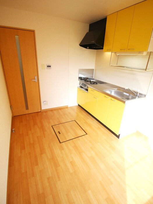 物件内観写真20　(室内からの展望)