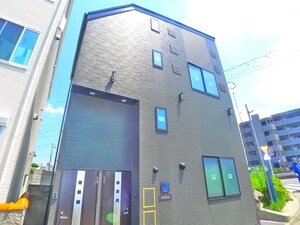 ファ―ストシーン新宿Leys外観写真