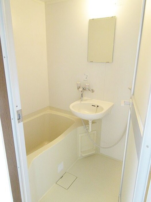 物件内観写真11　(バス／シャワールーム等)