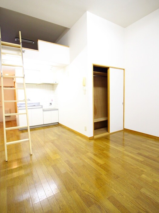 物件内観写真15　(居室)