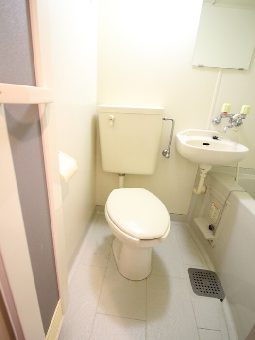 物件内観写真17　(トイレ)