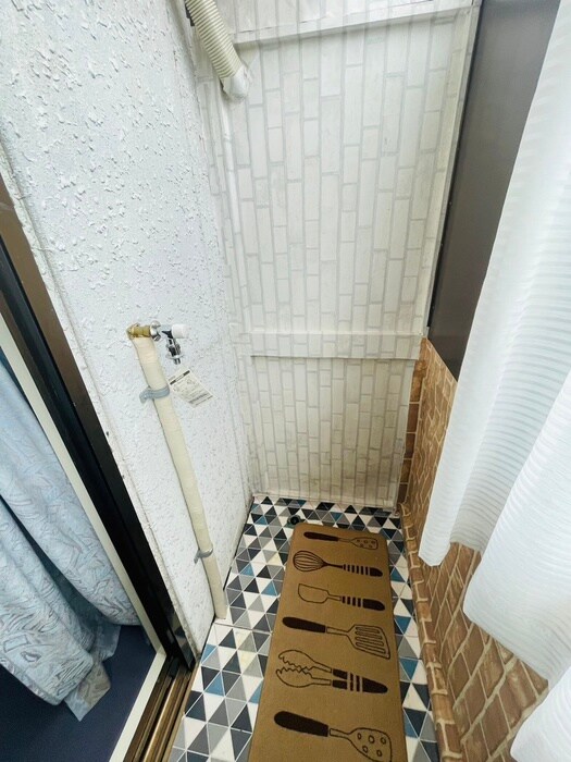 物件内観写真14　(洗濯機置場)