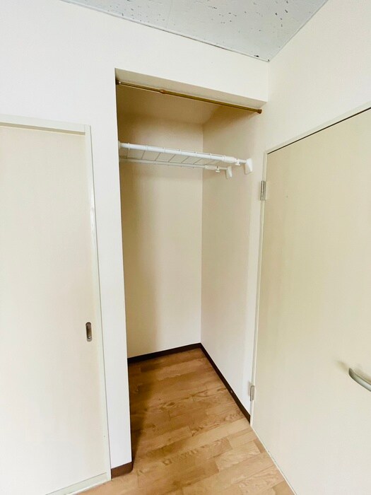 物件内観写真18　(収納)