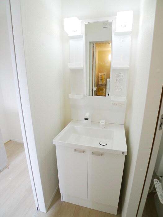 物件内観写真8　(洗面)