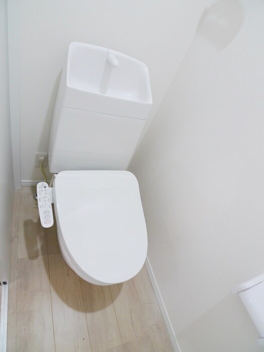 物件内観写真10　(トイレ)