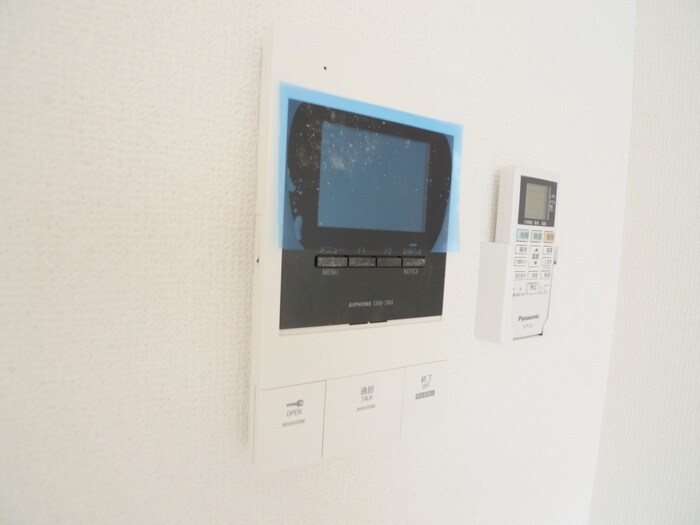 物件内観写真18　(廊下)