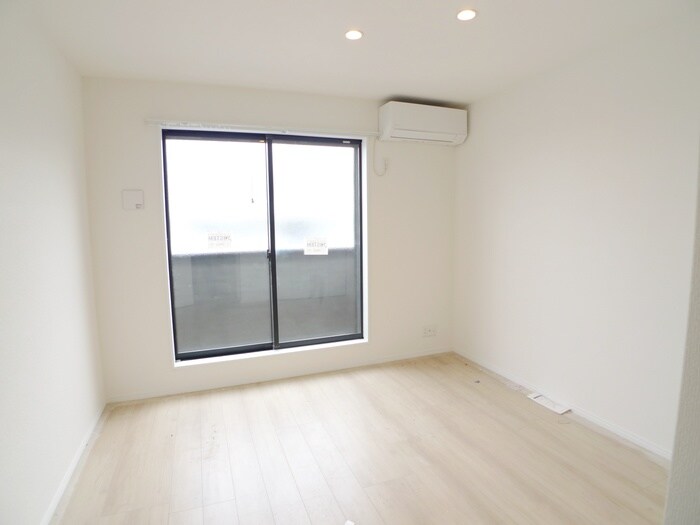 物件内観写真19　(居室)