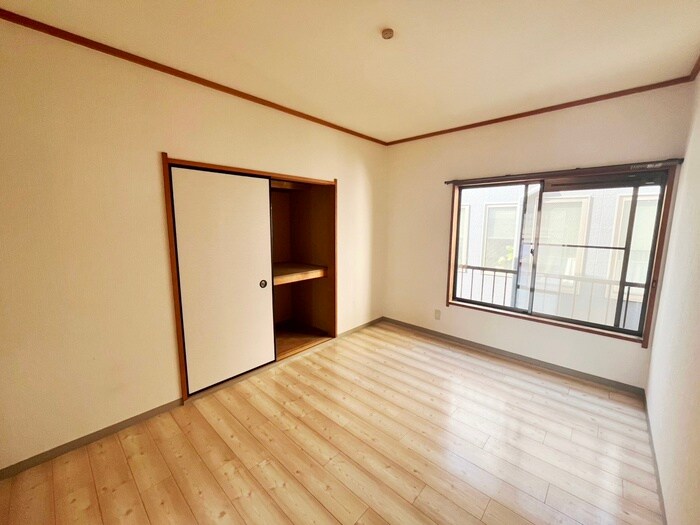 物件内観写真8　(居室)