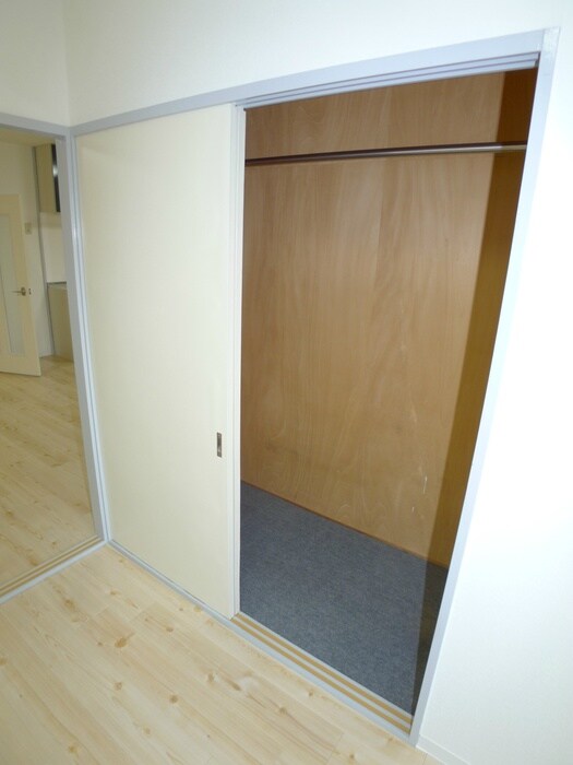 物件内観写真10　(収納)