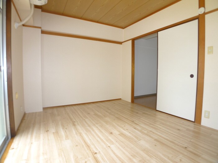 物件内観写真13　(居室)