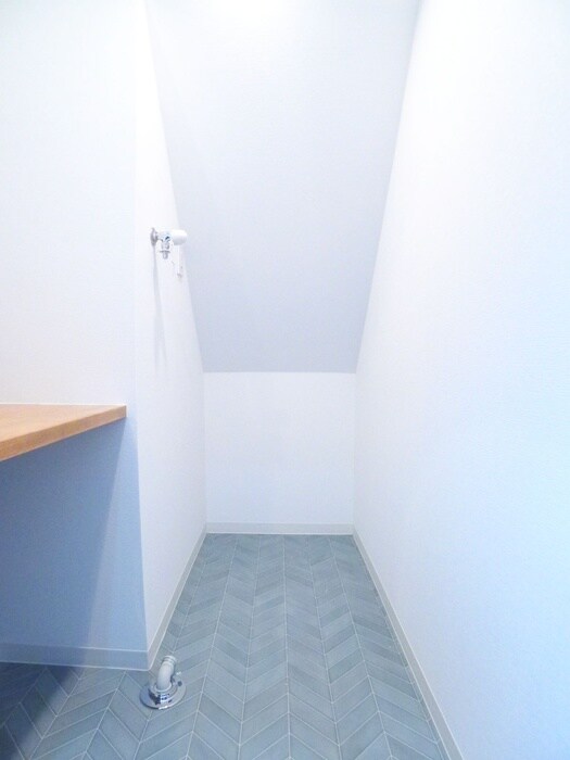 物件内観写真15　(洗濯機置場)