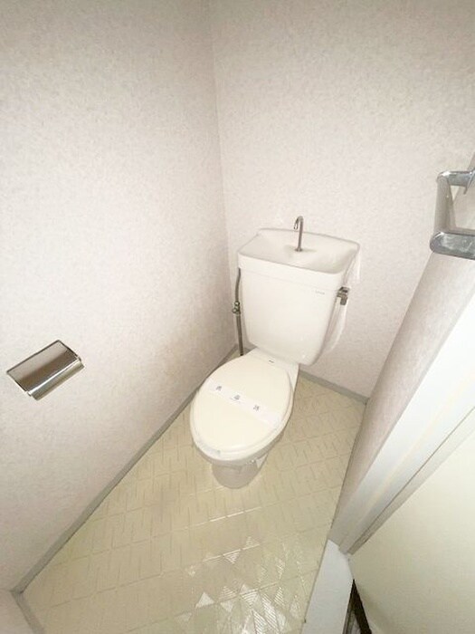 物件内観写真13　(トイレ)