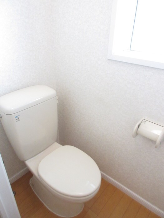 物件内観写真15　(トイレ)