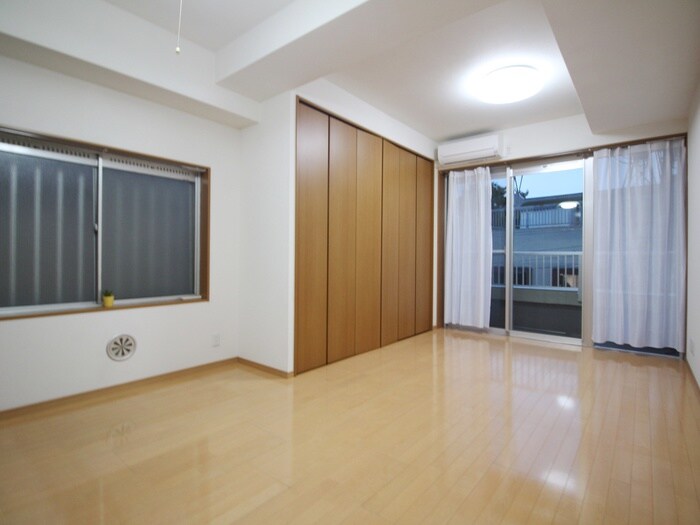 物件内観写真6　(居室)