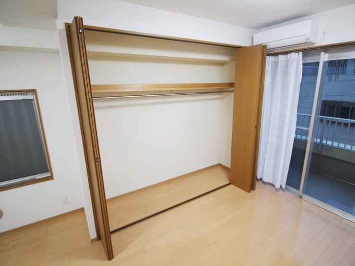 物件内観写真8　(収納)