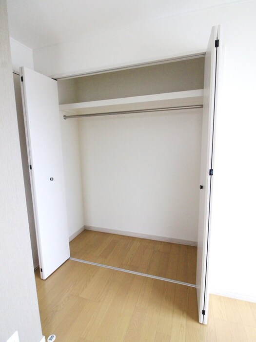 物件内観写真16　(収納)