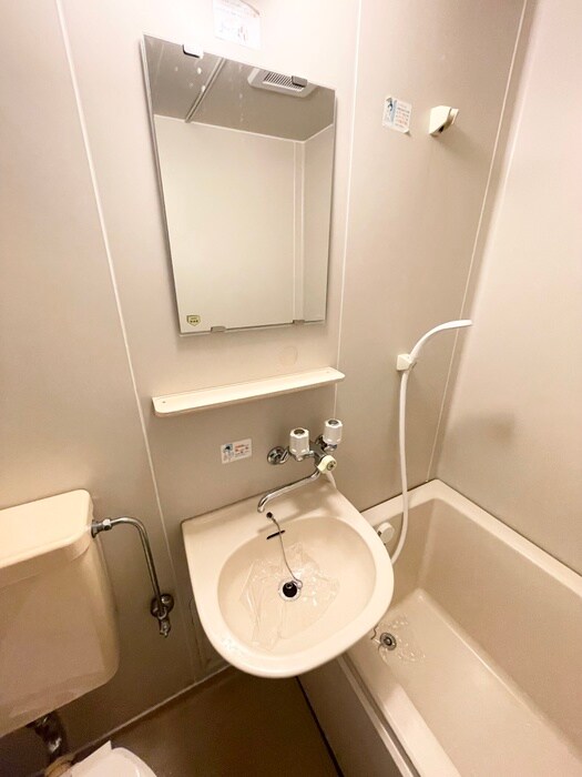 物件内観写真10　(洗面)