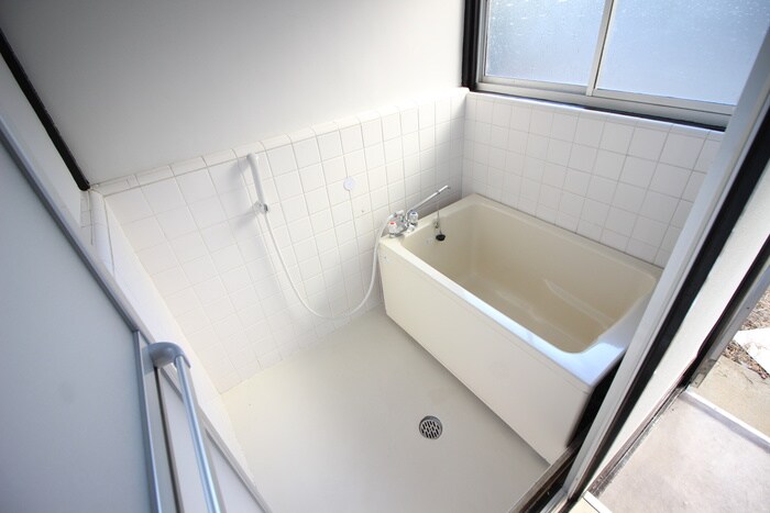 物件内観写真13　(バス／シャワールーム等)