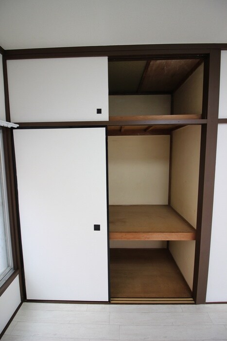 物件内観写真13　(収納)