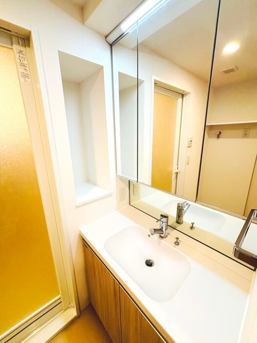 物件内観写真12　(洗面)