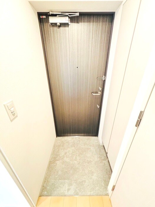 物件内観写真14　(玄関)