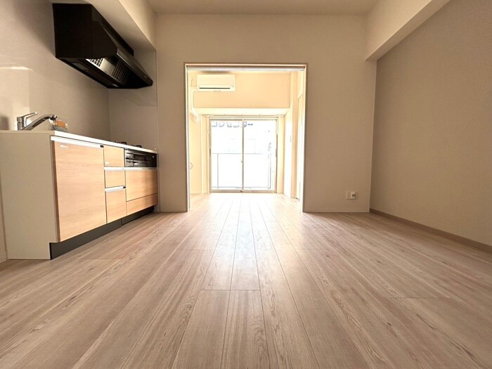 物件内観写真10　(居室)