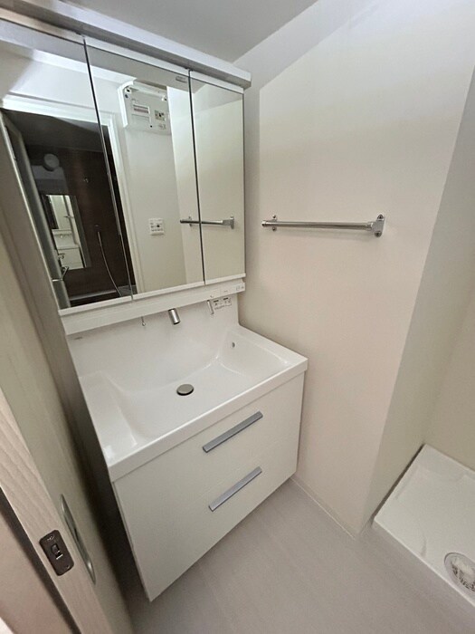 物件内観写真13　(洗面)