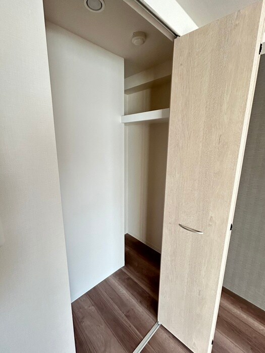 物件内観写真15　(収納)