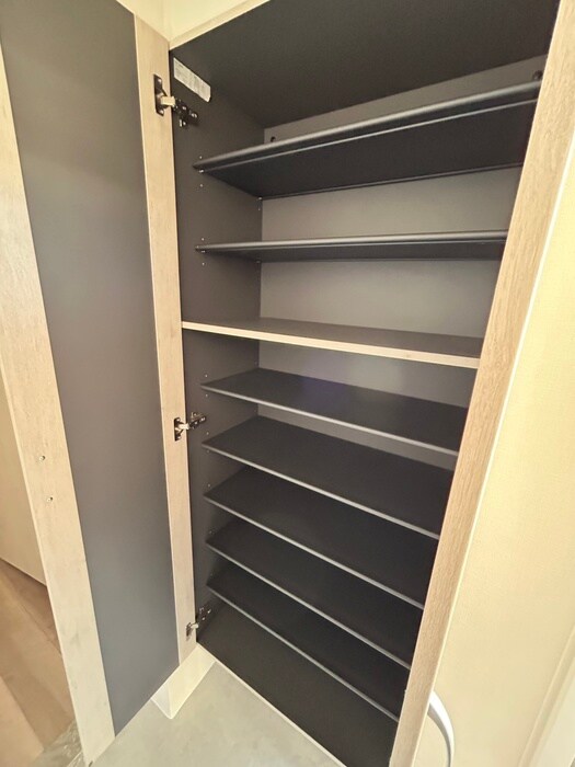 物件内観写真17　(靴箱)