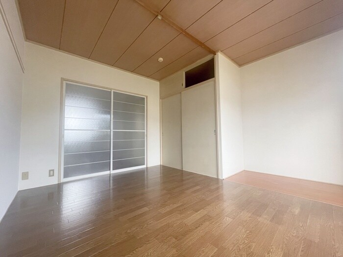 物件内観写真13　(居室)