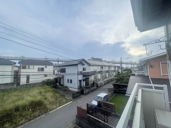 物件内観写真22　(室内からの展望)