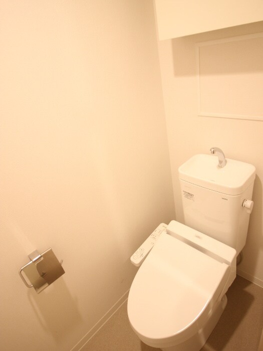 物件内観写真9　(トイレ)