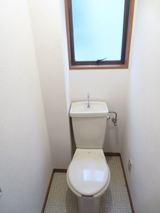 物件内観写真8　(トイレ)