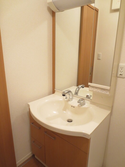 物件内観写真15　(洗面)