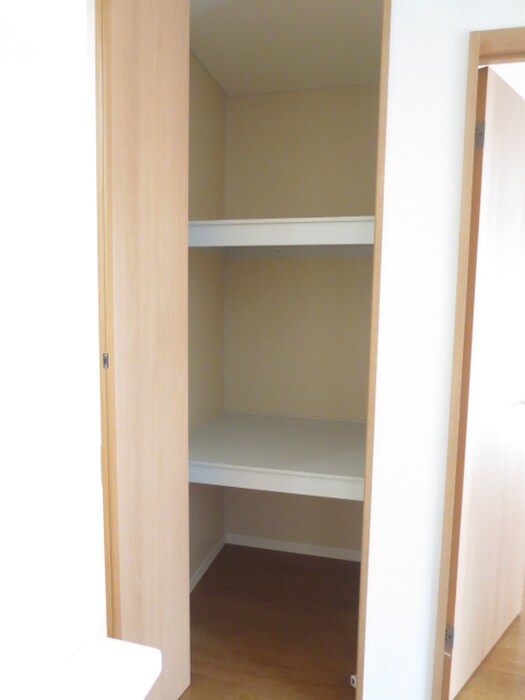 物件内観写真19　(収納)