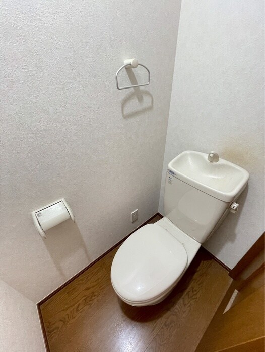 物件内観写真10　(トイレ)