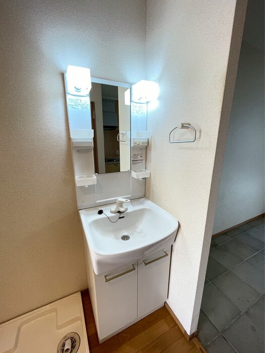 物件内観写真11　(洗面)