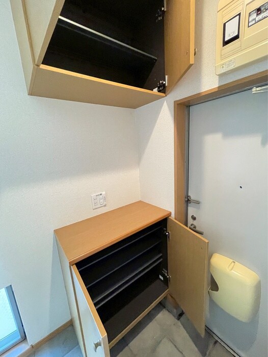 物件内観写真16　(靴箱)