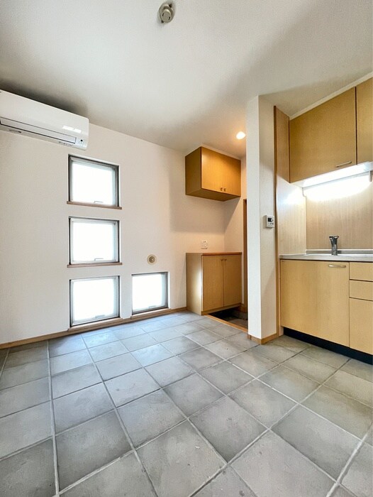 物件内観写真21　(居室)