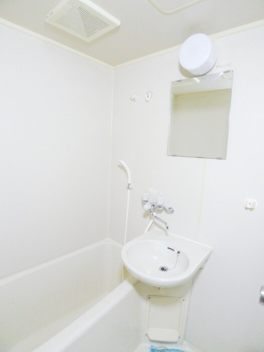 物件内観写真10　(バス／シャワールーム等)