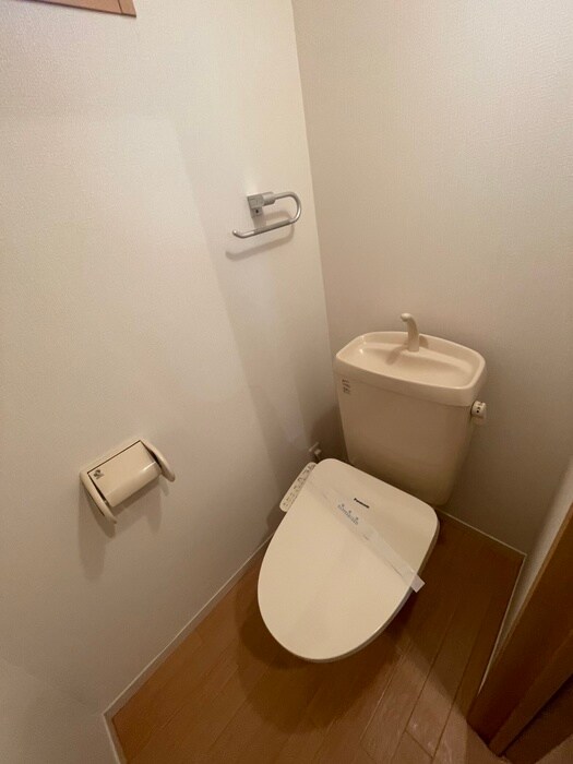 物件内観写真11　(トイレ)