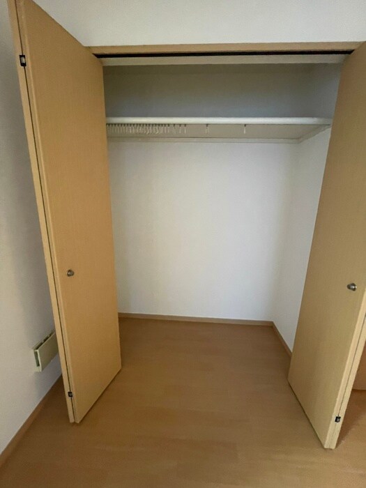 物件内観写真13　(収納)