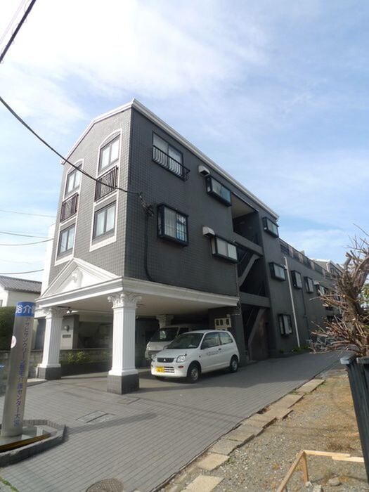 物件外観写真2　(駐車場)