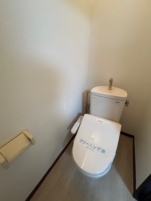 物件内観写真9　(トイレ)